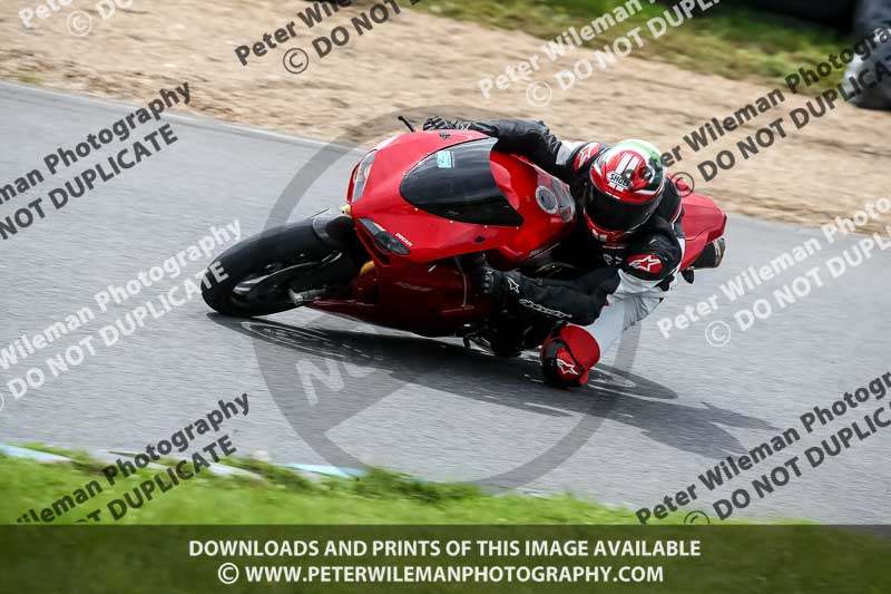 enduro digital images;event digital images;eventdigitalimages;lydden hill;lydden no limits trackday;lydden photographs;lydden trackday photographs;no limits trackdays;peter wileman photography;racing digital images;trackday digital images;trackday photos